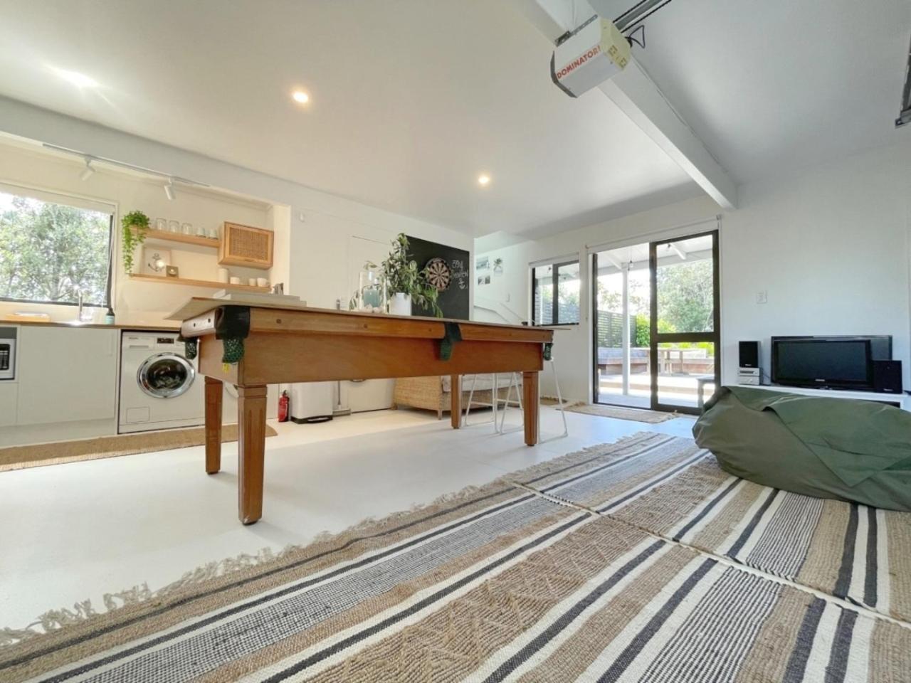 Seaview Estate - Stay Waiheke Onetangi Kültér fotó